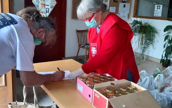  Szeretetszolgálattal segített a Karitász