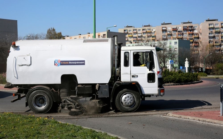 Várostakarítás: több mint 53 tonna kosz tűnt el az utakról
