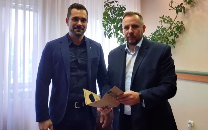 A Városházán fogadta a polgármester a kapitányt