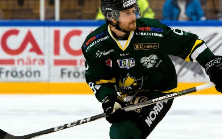 Oskar Brändström is a Bikáknál folytatja