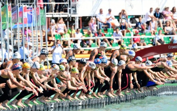 Nyíltvízi úszósorozat indul profiknak és amatőröknek