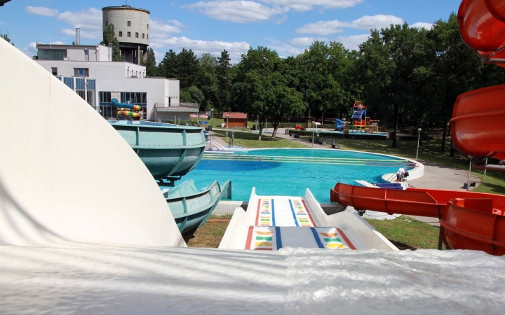 Breaking: szerdán nyit az élményfürdő! (FRISSÍTVE!)