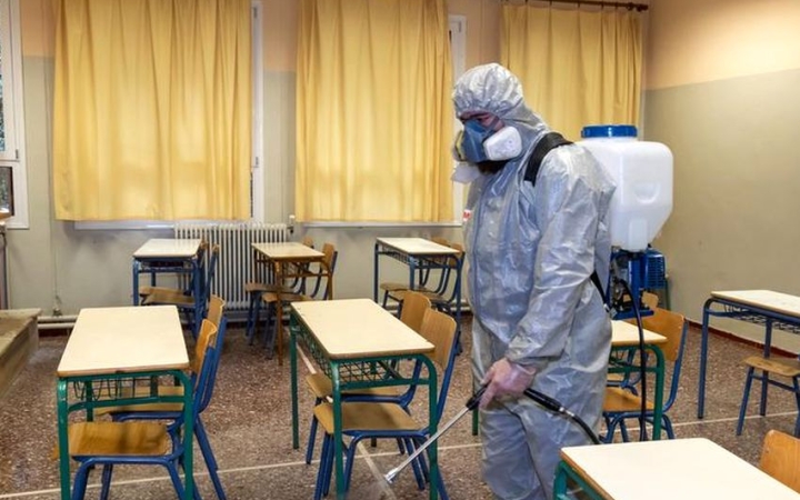 Pedagóguskar: hibrid tanításra kell felkészülni szeptembertől