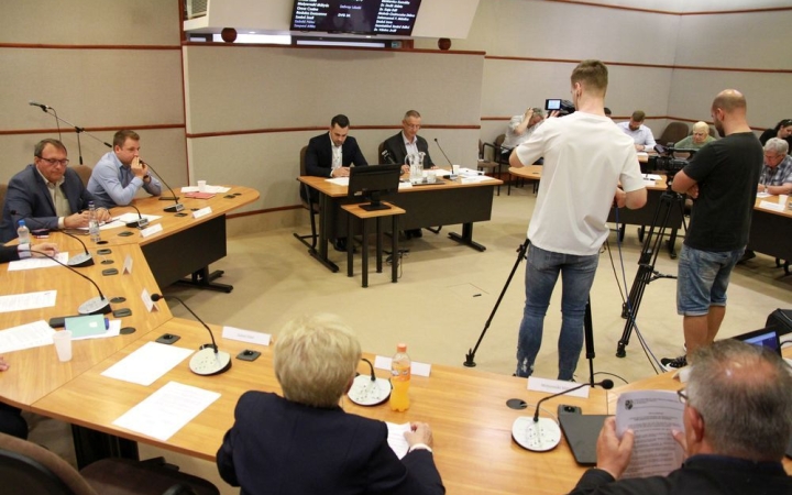 Közgyűlés: összesen 18 napirendi pontról szavaztak