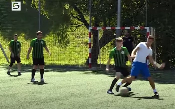 DSTV: ahol még a lelkesedés pattogatatja a pettyest