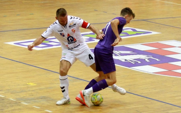 Futsal: meggyőző diadal a szezonnyitón (galériával!)