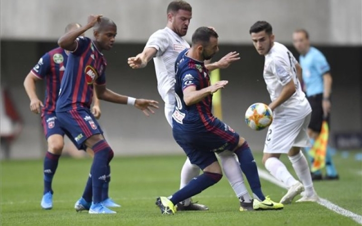 Svéd és máltai ellenfél a kupában