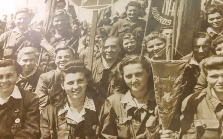 DSTV: "sztalinvárosi" kiállítás az Intercisa Múzeumban