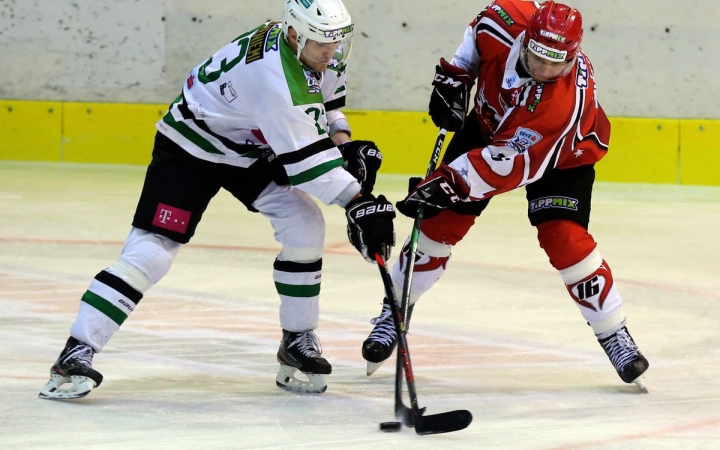 Jégkorong Erste Liga - Három csapat később kezdi az idényt