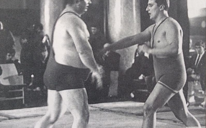 Sportcsarnok viseli Nyers László nevét 