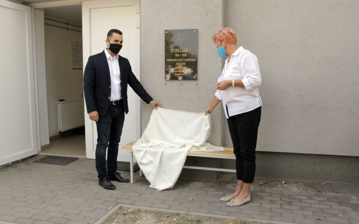 Együtt lehetünk büszkék a hőseinkre!