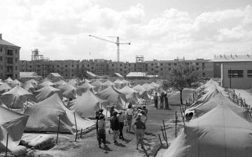 Dunaújváros mesél: a DISZ-táborok 