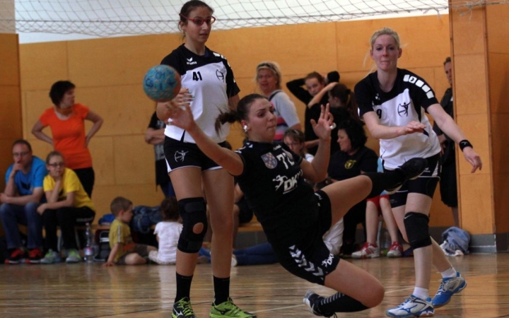 Kézilabda: felnőttek között lettek bajnokok