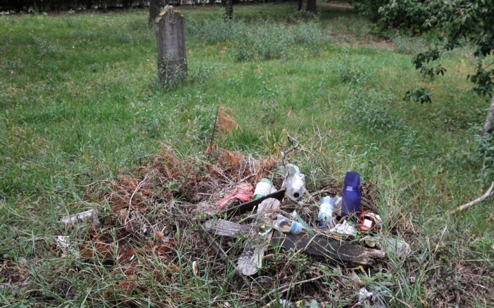 DSTV: önkéntes kezdeményezés a kistemető rendbe tételére