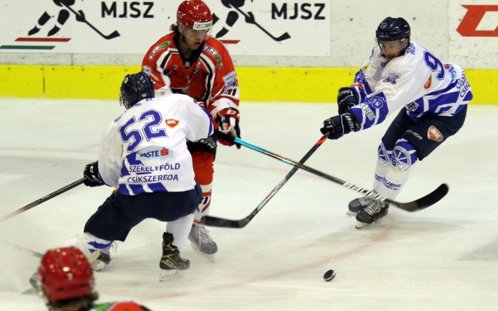 Nagy pofonba néztek bele az Acélbikák