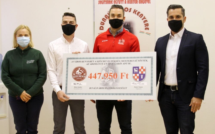 Dunaújváros Kenyere – most a Jégtörőknek