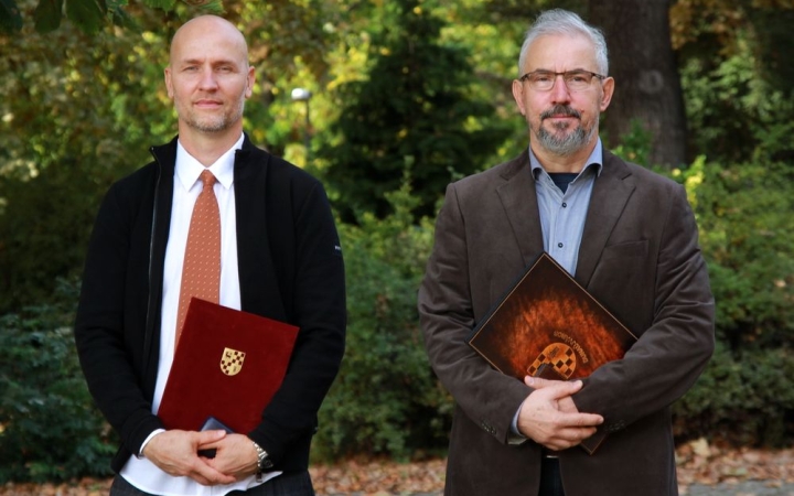 Elismerések az ünnepen – méltatásokkal