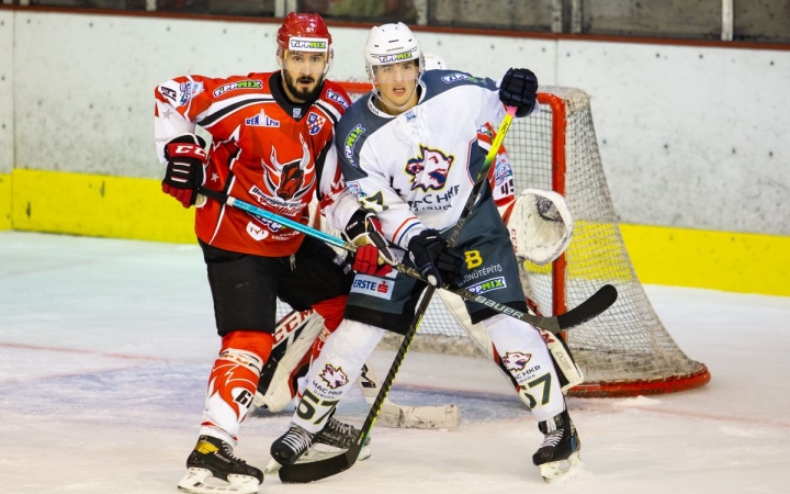 Jégkorong Erste Liga - törölték a középszakaszt