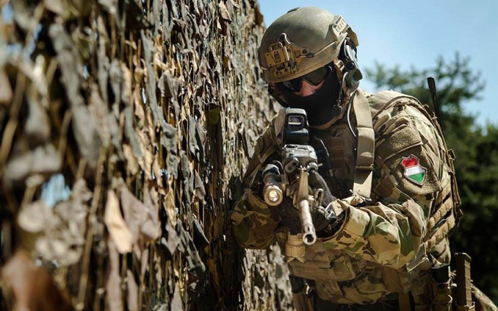 Koronavírus: katonák a kórházakban – fegyverbe, fegyverbe!