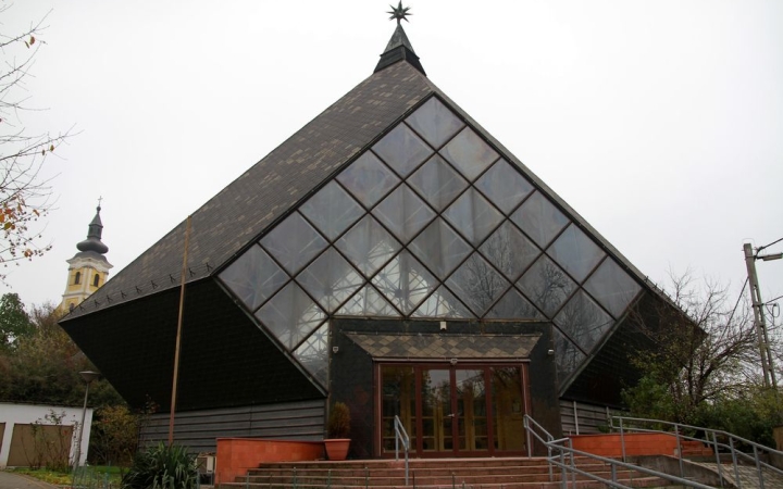 DSTV: online igehirdetés a református gyülekezetben