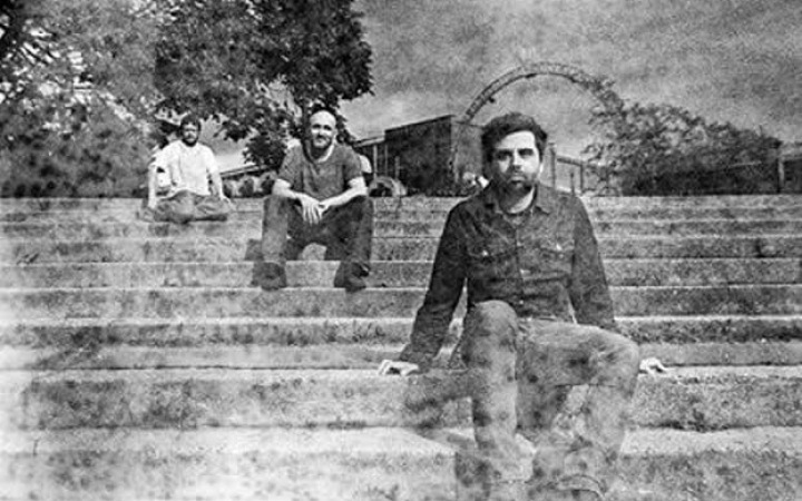 Fülbemászó dallamok, éteri balladák