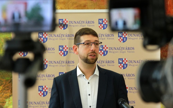 A régi vezetés átadta, az új kifizeti