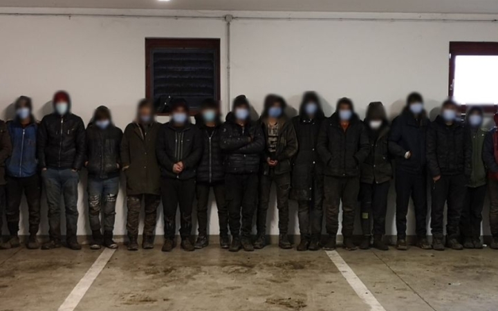 A város határában csípték el el a román embercsempészt