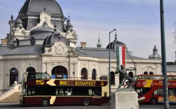 Feleannyi külföldi érkezett Magyarországra a harmadik negyedévben