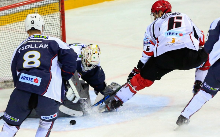 Három pont a fa alá!