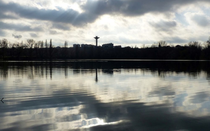 Ködös kezdet után beköszön a tél