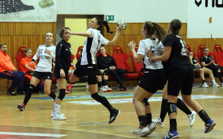 Itthon zárják a csoportkört