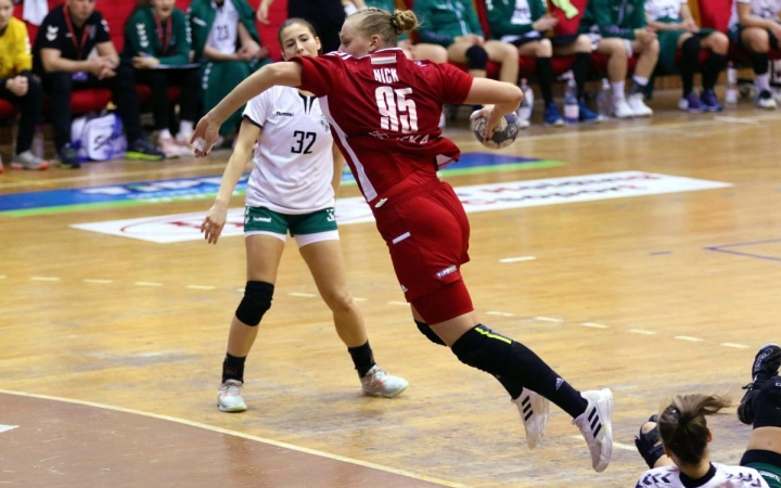 Győzelem és továbbjutás a kupában