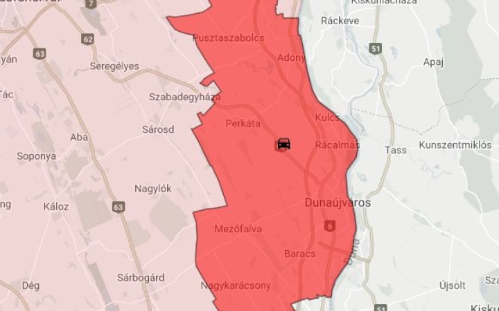 Árokba borult egy autó Pálhalmánál (FRISSÍTVE!)