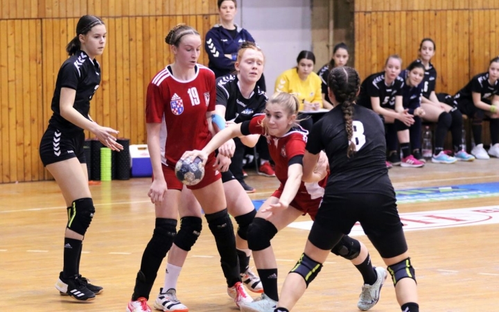 Könnyed siker a megyei derbin