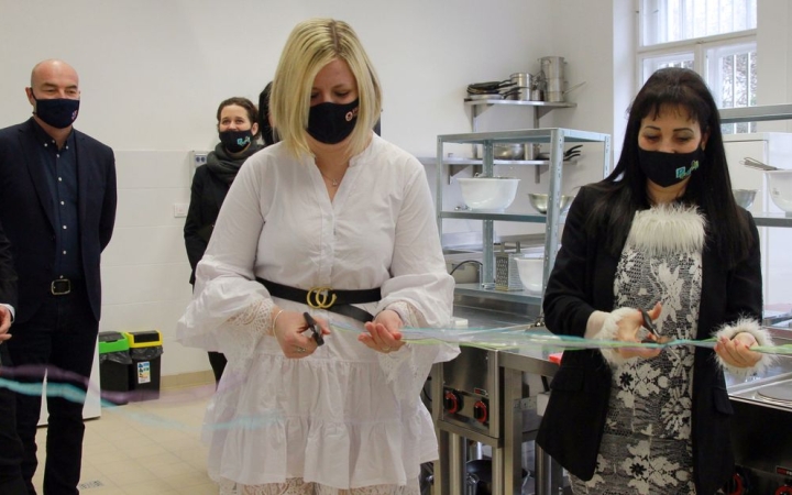 Jól kifőzte a Pentelei: átadták az új tankonyhát