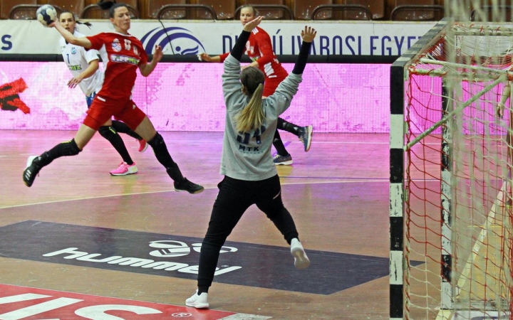 Hiába a nagy hajrá