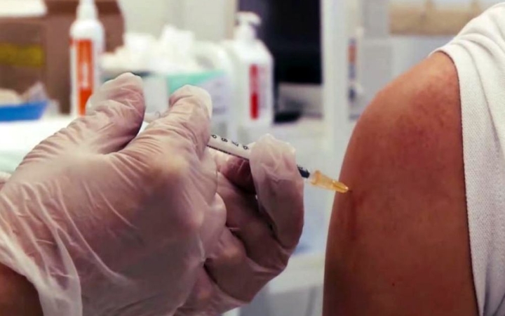 Érkezik a koronavírus elleni védettségi igazolvány