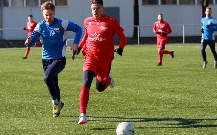 Fontos meccsel folytatódik a bajnokság