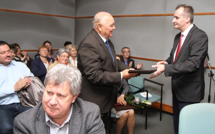 Átadták a Dunaújváros Ifjúságáért Díjat