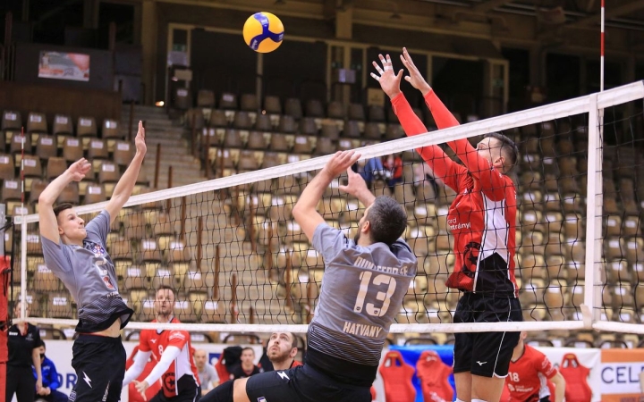 Itthon kezdődik az erőltetett menet