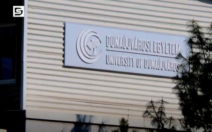 DSTV: Mindenki Egyeteme – online