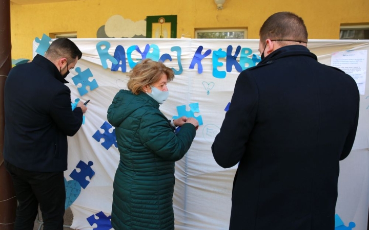 Különleges akciót indított a "Jószoli" – bárki üzenhetett