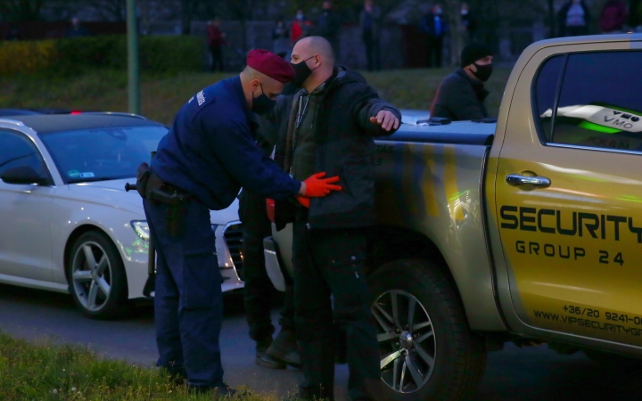 Nem egy szimpla péntek este – eddig ennyi biztos (galériával)