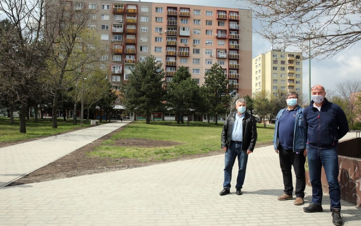 DSTV: elkészültek a járdák a Békében