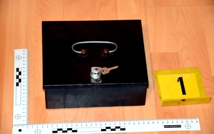 Minősített rablás a vád az álrendőrökkel szemben