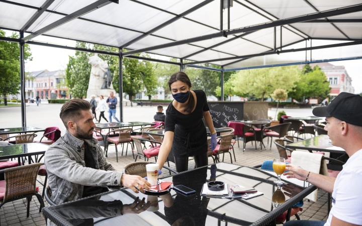 A teraszok nyitása nem a járvány végét jelenti