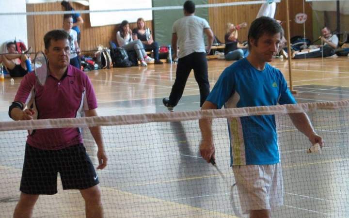 Tollaslabda: hazai remeklések