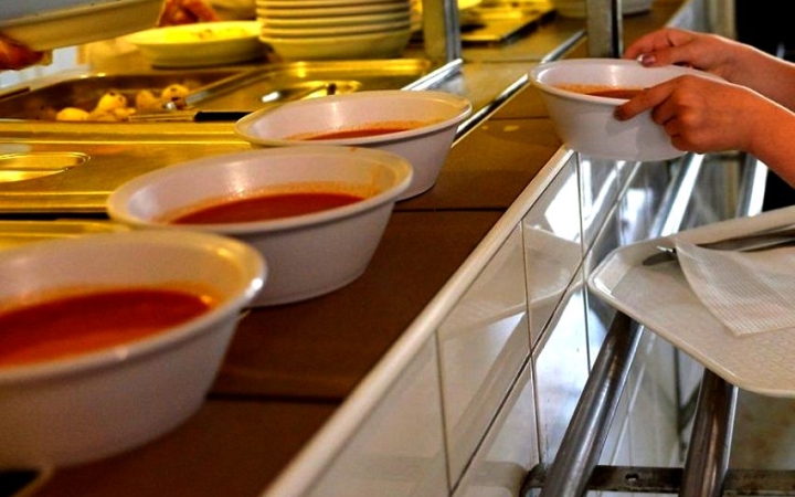 Szünidei étkeztetés a nyáron – itt vannak a tudnivalók!