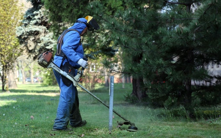 Városszerte folyamatosak a tavaszi munkálatok