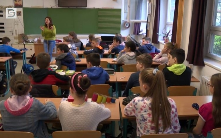 DSTV: visszatérés az iskolapadba